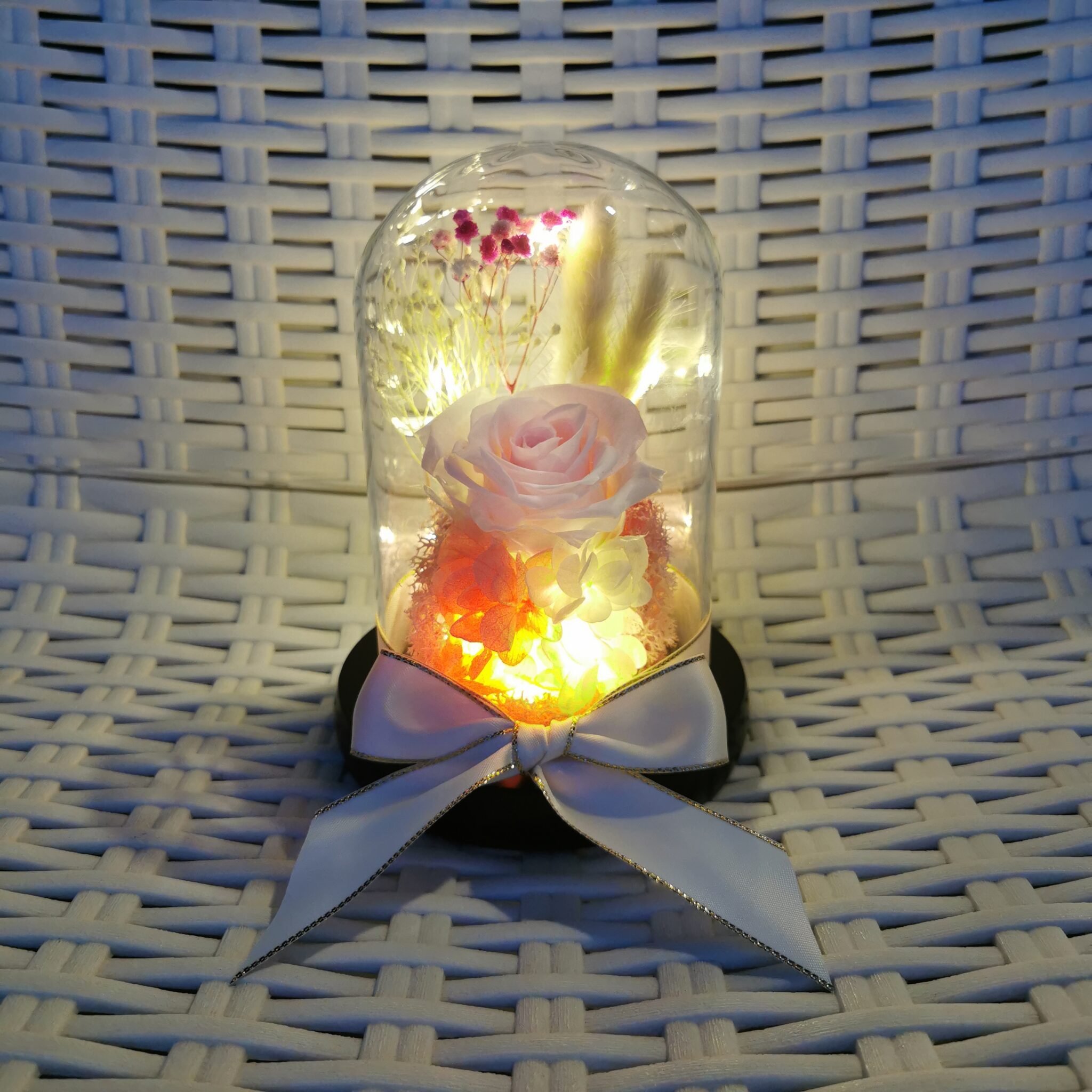 Everlasting Pink Rose Glass Dome – Flow2.sg