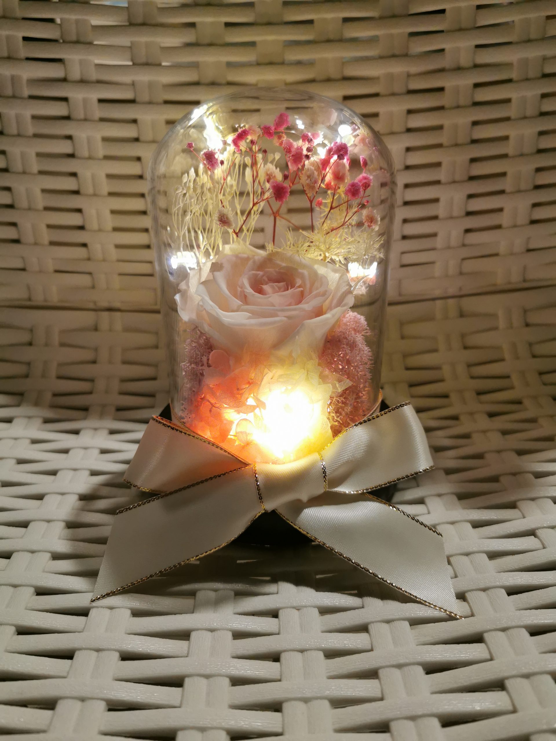 Everlasting Pink Rose Glass Dome – Flow2.sg